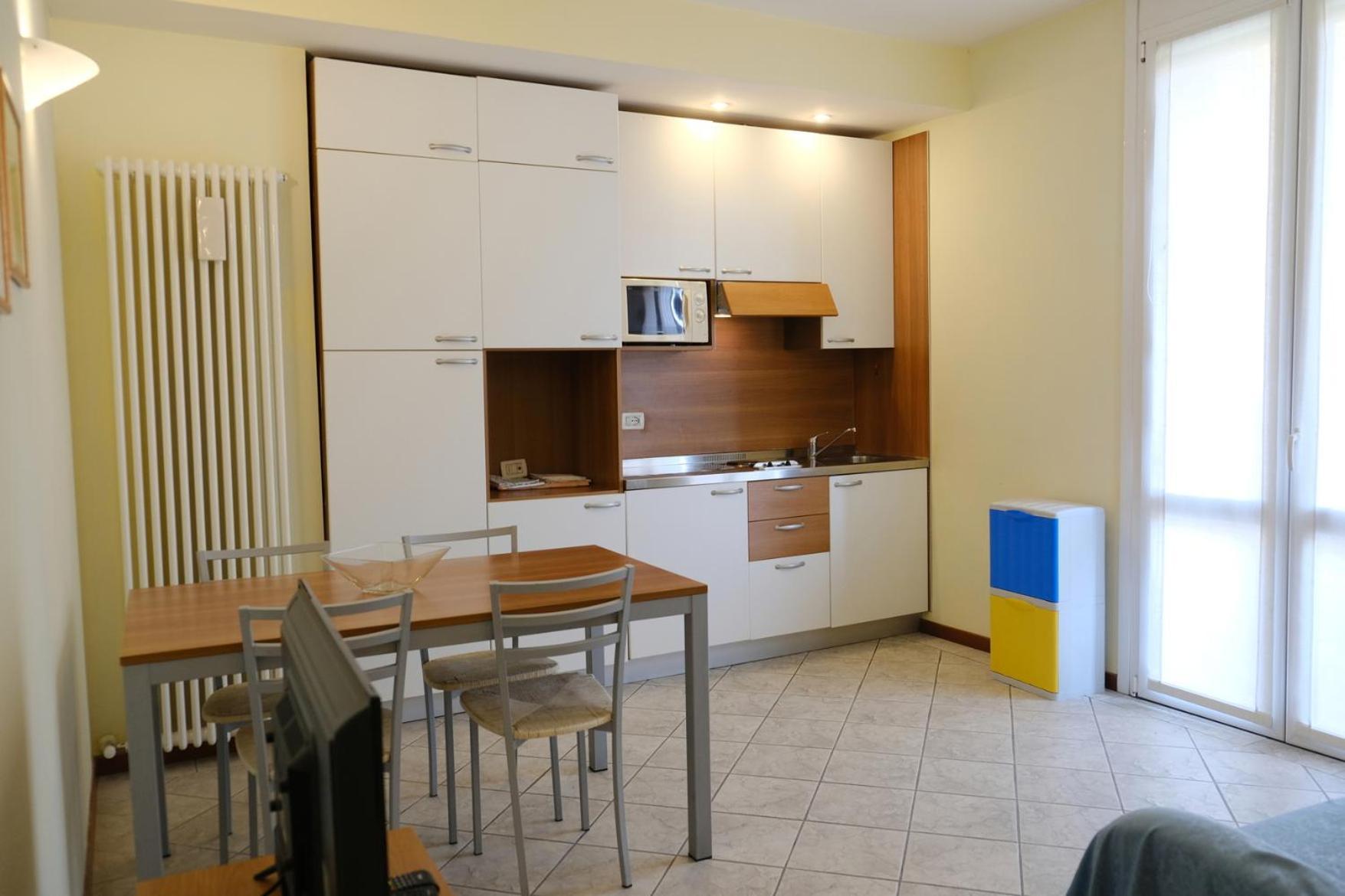 Residenza Carracci Aparthotel Bologna Kültér fotó