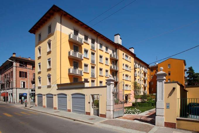 Residenza Carracci Aparthotel Bologna Kültér fotó