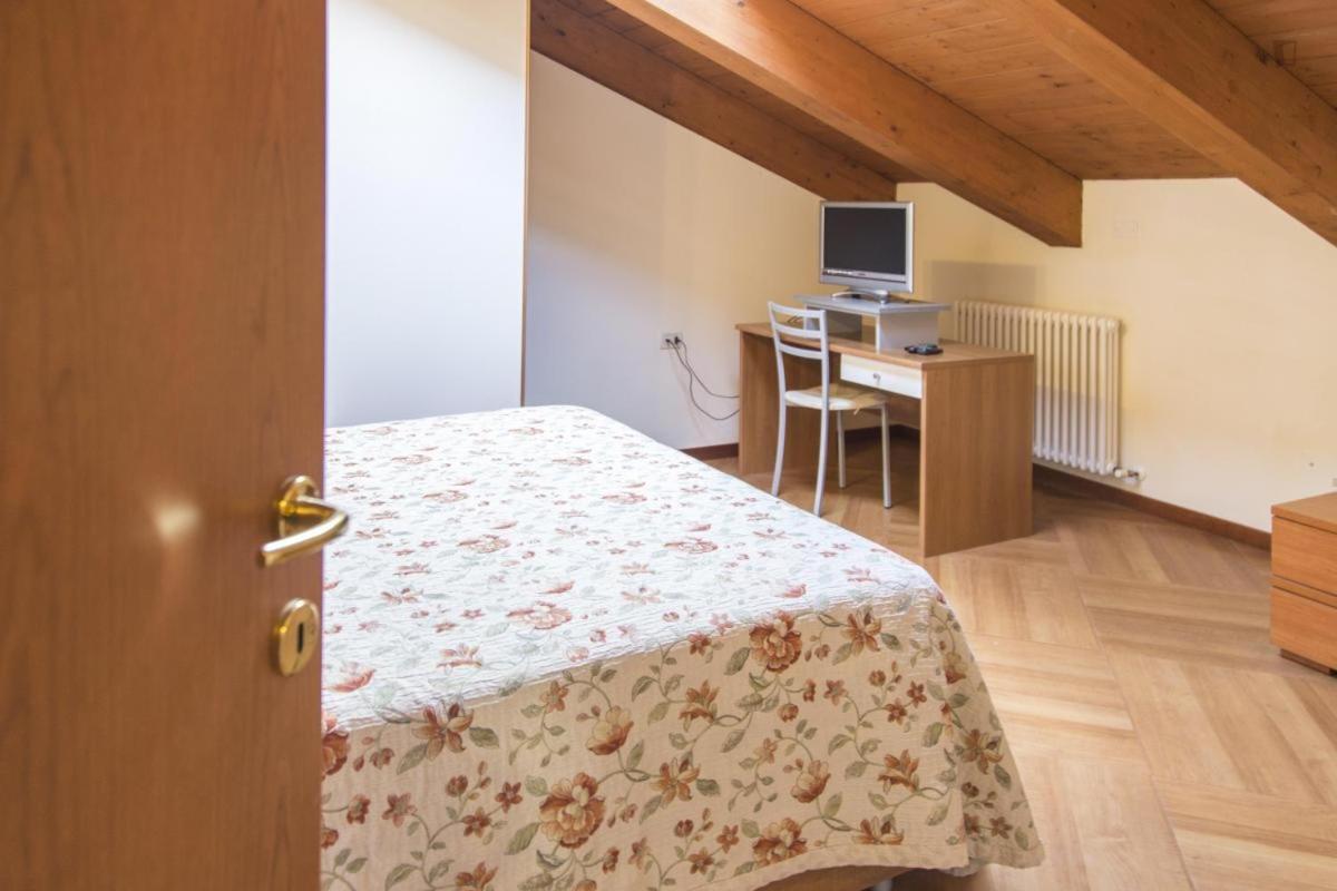 Residenza Carracci Aparthotel Bologna Kültér fotó